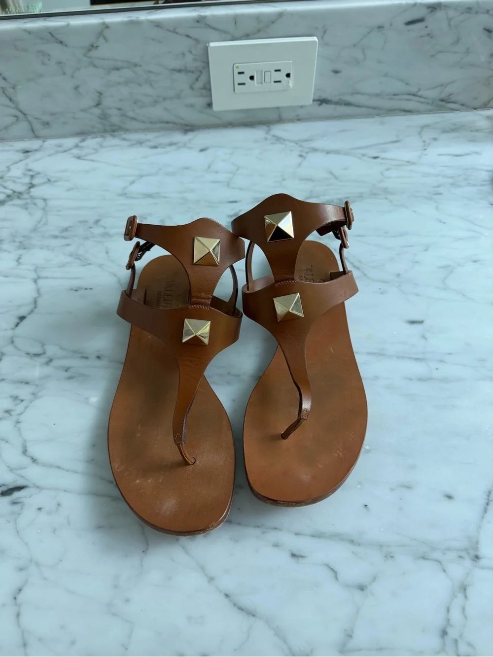 Valentino Garavani Rockstud Tan Leather T-Strap Sandals